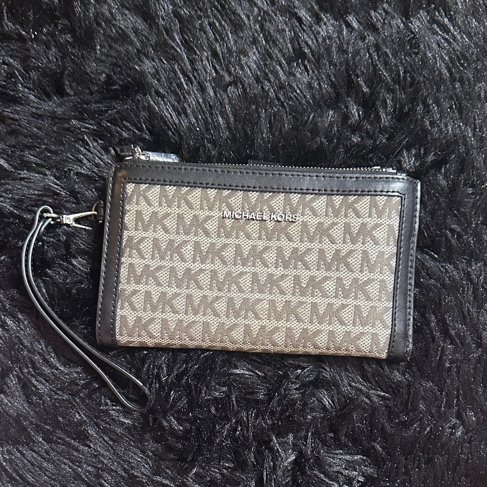 Michael Kors Black and Gray Logo Wristlet